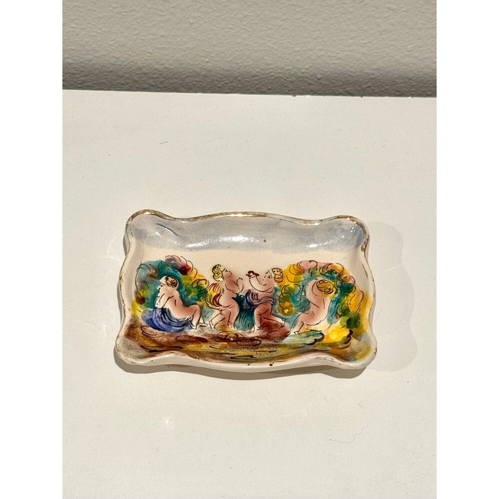 Vintage Italy Capodimonte Hand Painted Cherubs Porcelain Gold Trimmed Dish